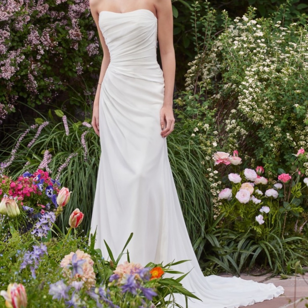 Strapless wedding gown